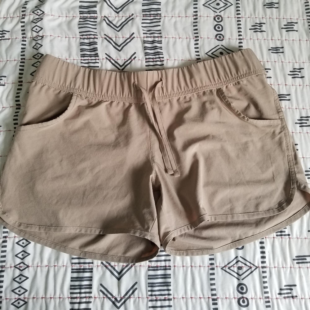 Magellan Outdoors Fish Gear Water Repellent Shorts Large